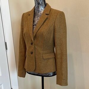 Sophisticated Tan Women's Blazer